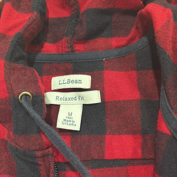 LL Bean Flannel Zip Up - Picture 2 of 4